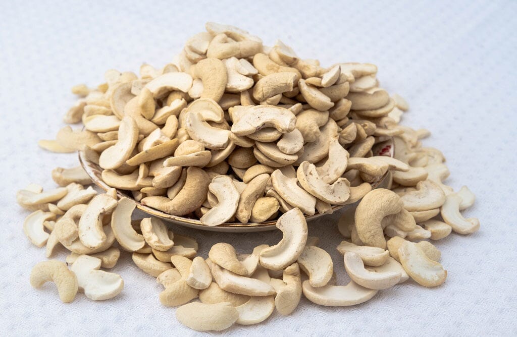 Cashew Nuts 2 Piece Kaju Nuts NutzHouse 